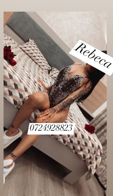 19 ani – Anita, Fantezii și Discreție în Tineretului