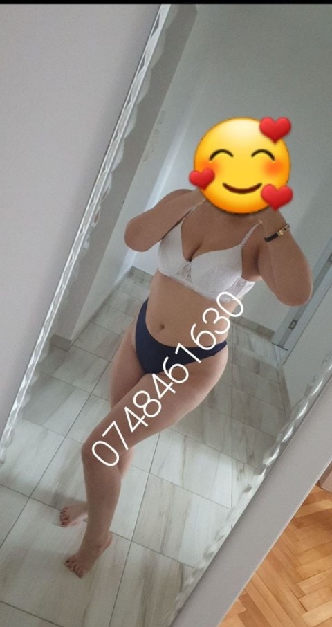 Alena Ts – Escortă Asiatică cu Temperament Pasional