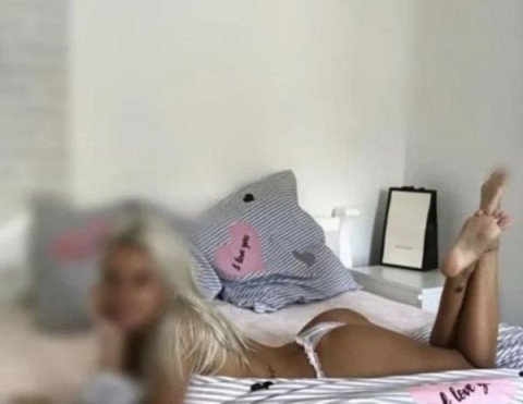 Alexia – Experiențe Intense cu Cameră BDSM în Râmnicu Vâlcea