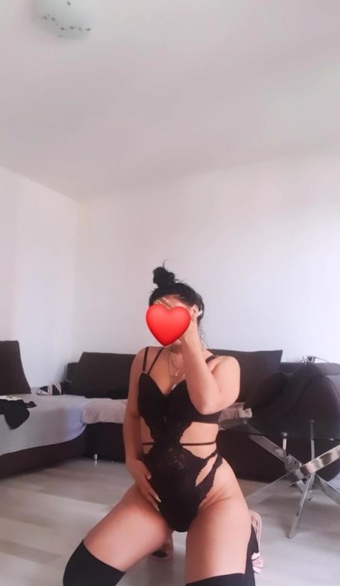 Ana, Escortă Ieftină la Piața Muncii