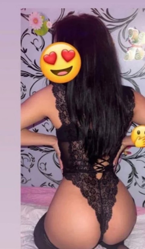 Buna rarisa transexuala reala 31de ani · grecoaică