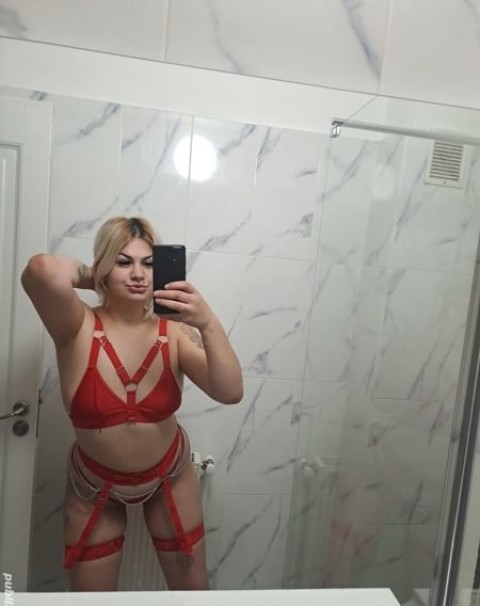 Doamnă Matură și Seducătoare în Focșani