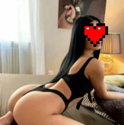 Escortă 150 cm – Plăceri Intense în Bușteni