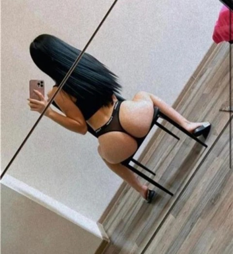 Escortă 160 cm – Doamna Matură din Câmpulung
