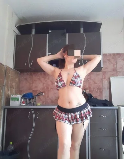 escortă 50 ani: Moldoveanca Nouă în Brăila