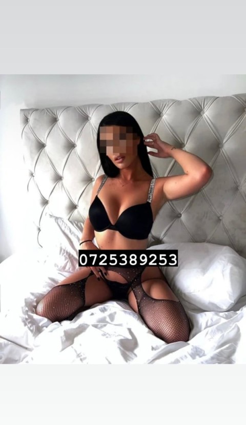 Escortă Fisting Nouă în Luica