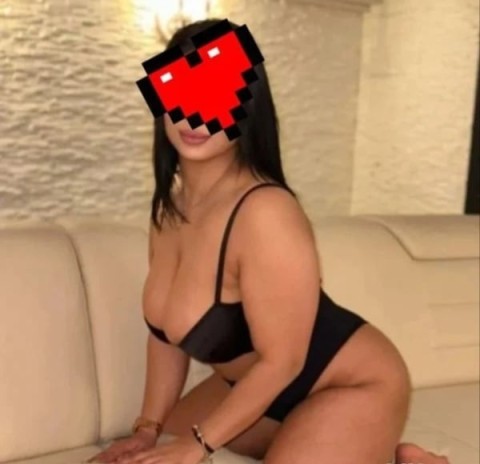 Escortă frumoasă Daniela – Experiență de neuitat în Deva