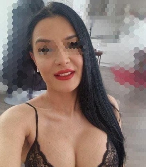 Escortă futută Plaza – Experiențe Online Unice