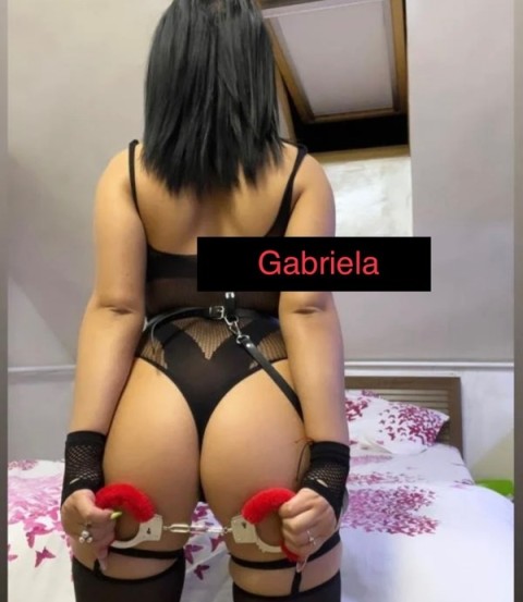 Escortă Gay în Drumul Taberei – Miruna, Studentă și Matură