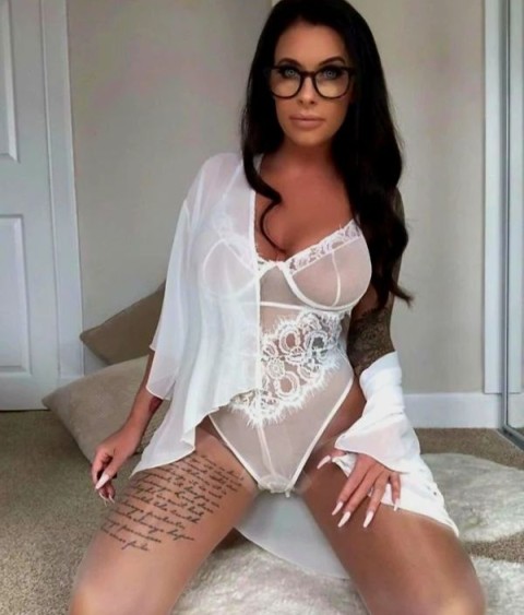 Escortă Graviduță în Târgoviște