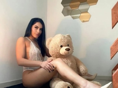Escortă la hotel DN1 – Experiențe de neuitat