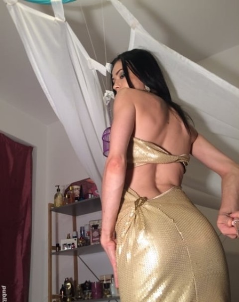 Escortă Mașină pentru Cupluri Discrete în Grozăvești