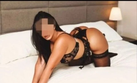 Escortă Online: Bruneta Ta din Militari