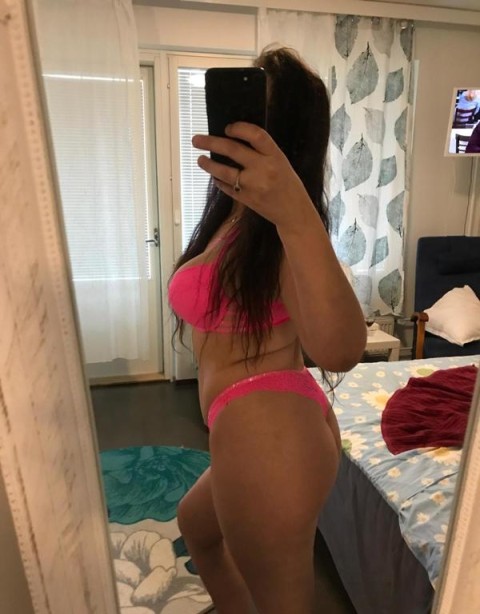 Escortă Online în Târgu Mureș: Plăceri Discrete și Intense