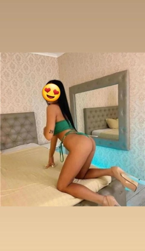 Escortă Sclavă – Experiențe Unice cu Anna Bell