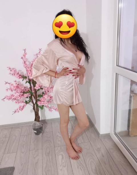Escortă Siliconată în Grozăvești