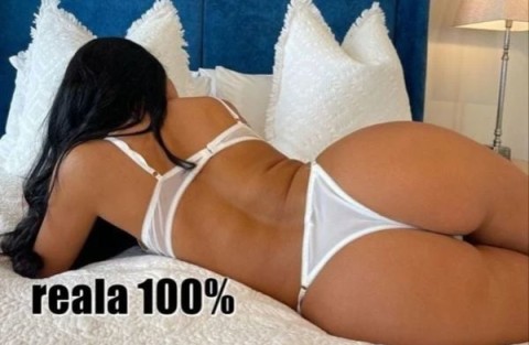 Escortă Skinny Brunetă în Timișoara