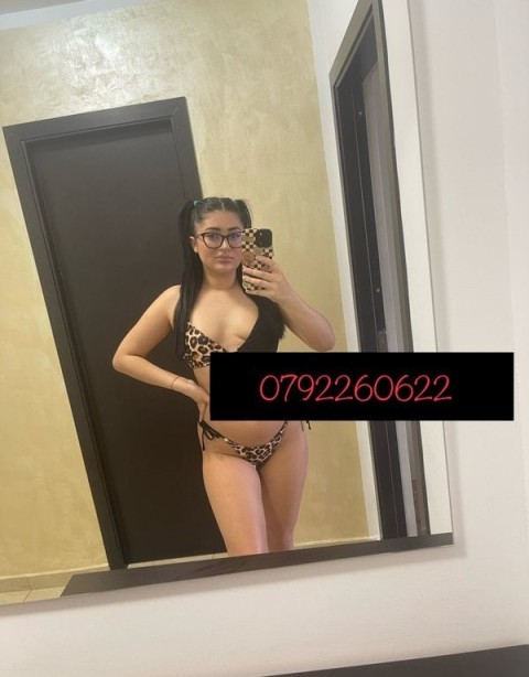 Escortă Skinny în Tei – Experiențe Unice · escortă skiny