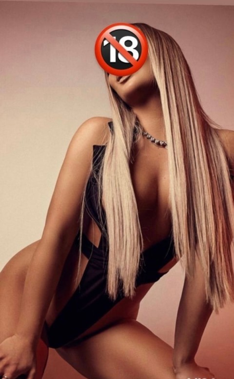 Escortă Slim în Baia Mare – Alina