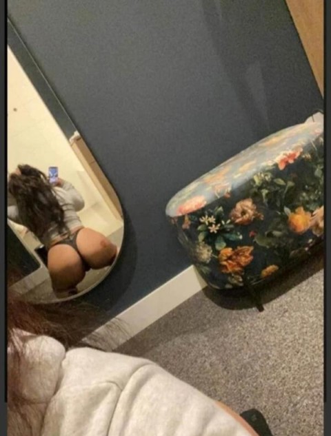 Escorta de Lux în Călimănești – Natalia, 40 ani
