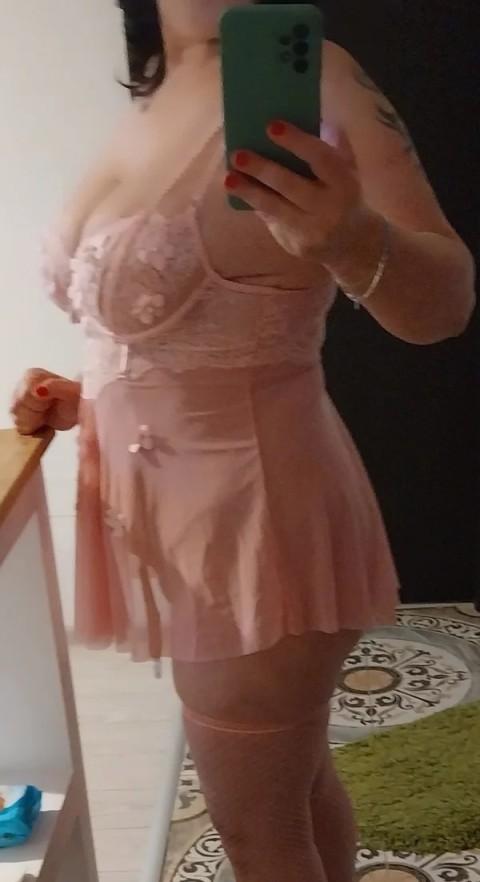 Experiențe de Neuitat cu o Escortă Voluptuoasă în Iași · sex anal