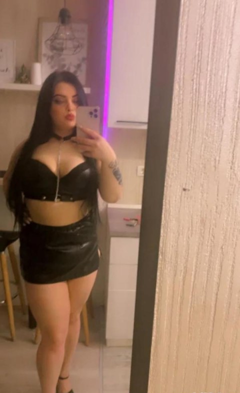 Grecoaică seducătoare, escortă nouă în orașul tău