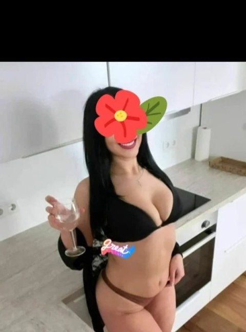Latex și Pasiune în Aviației