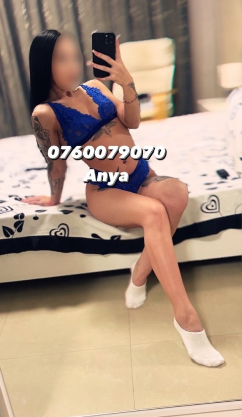 Latex și Plăceri Interzise în Grozăvești