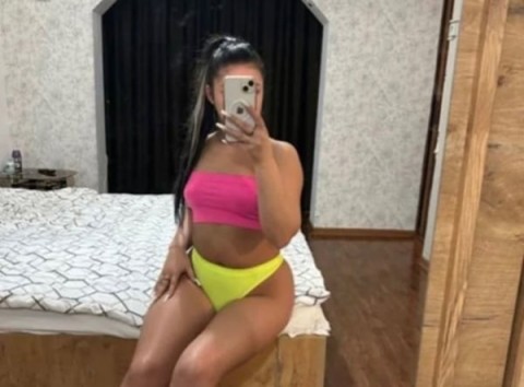 Masaj Senzual cu Yasmina, Escortă VIP de Lux