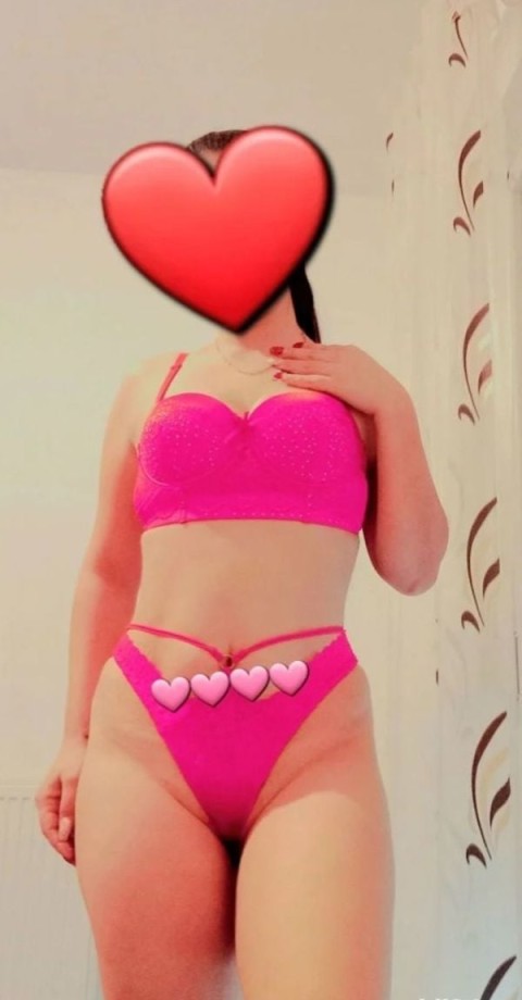 Nadia, escortă femboy plină de pasiune în Baia Mare
