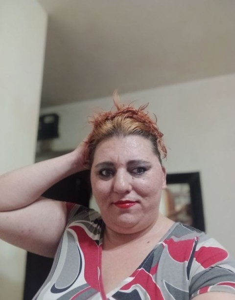 Întâlnire cu o escortă voluptuoasă în Brâncoveanu