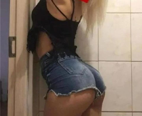 Întâlniri Incitante la Hotel în Giroc