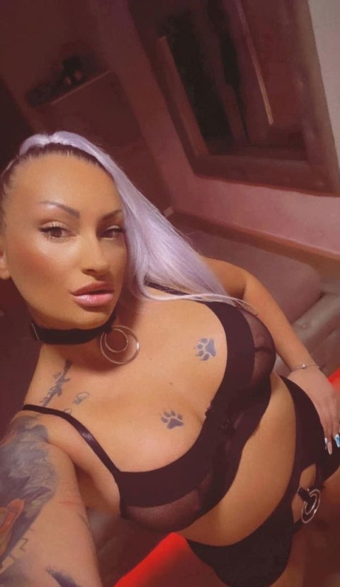 Poloneză Blondă HOT Disponibilă în Băile Herculane