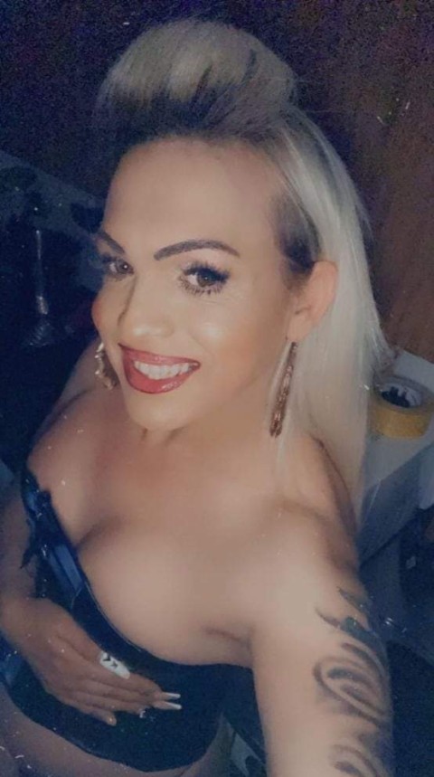 Programare urgentă cu escortă clasa A la Arena Națională