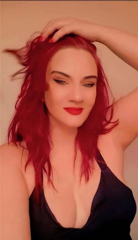Roșcată Foc: Escortă Foot Fetish în Barbu Văcărescu