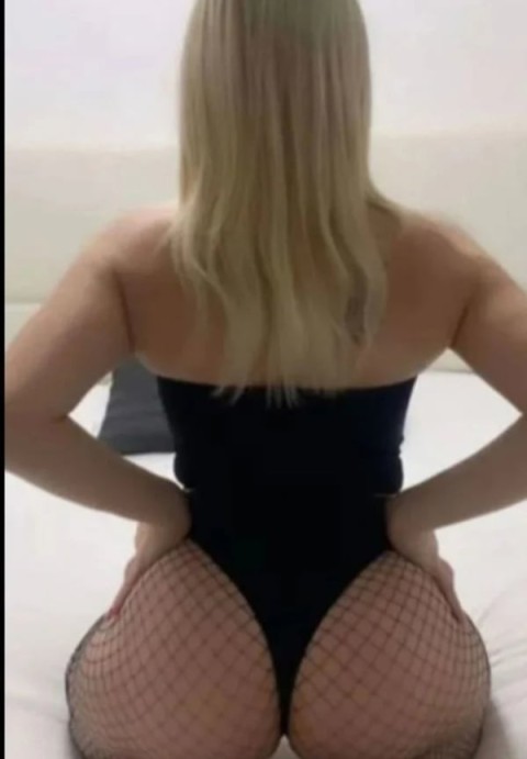 Roșcată Sexy Asistenta Personală în Eroii Revoluției