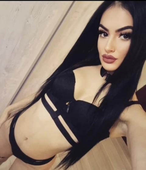 Răsfăț și Extaz cu o Escortă de 50 de Ani în Băneasa · escortă 50 ani