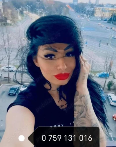 Sclavage Brunetă Slim în Târgoviște
