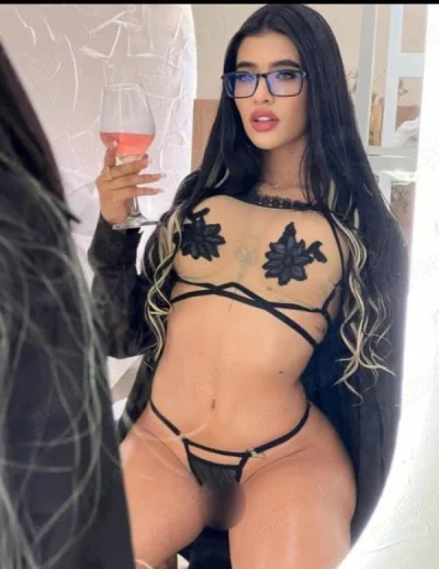 Seara Târziu cu O Escortă Turcoaică